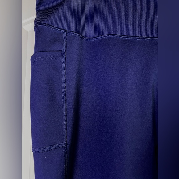 Under Armour leggings, 2XL , Navy Blue - Picture 2 of 5